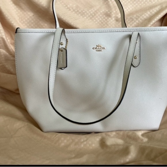 NWT Coach city tote